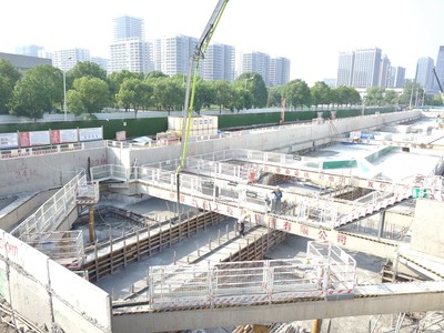 南京地铁七号线东青石站主体结构封顶